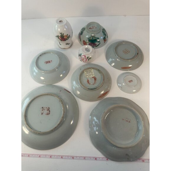 Lot of 9 assorted Antique and VTG Asian Porcelain dishes of all sizes - Picture 5 of 7